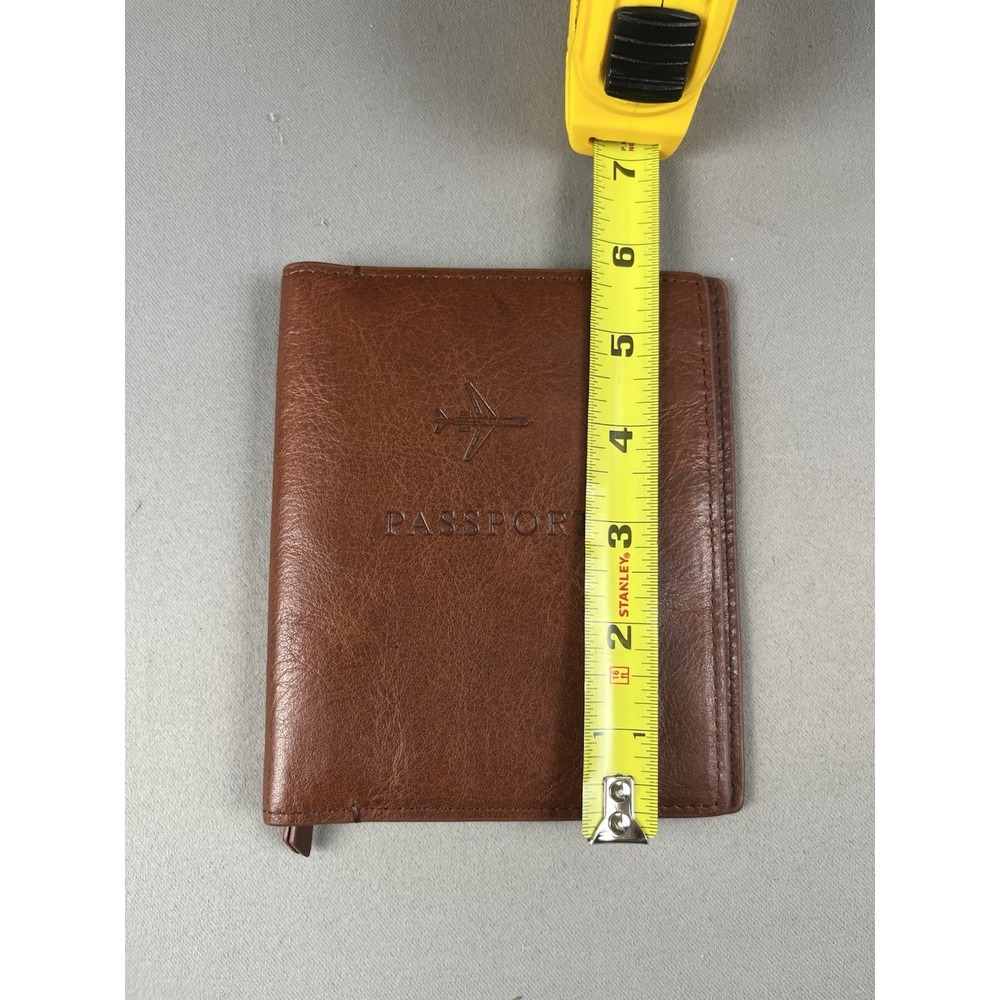 Fossil Men's Genuine Leather Brown Bifold Wallet Card and Passport Holder - Picture 5 of 15